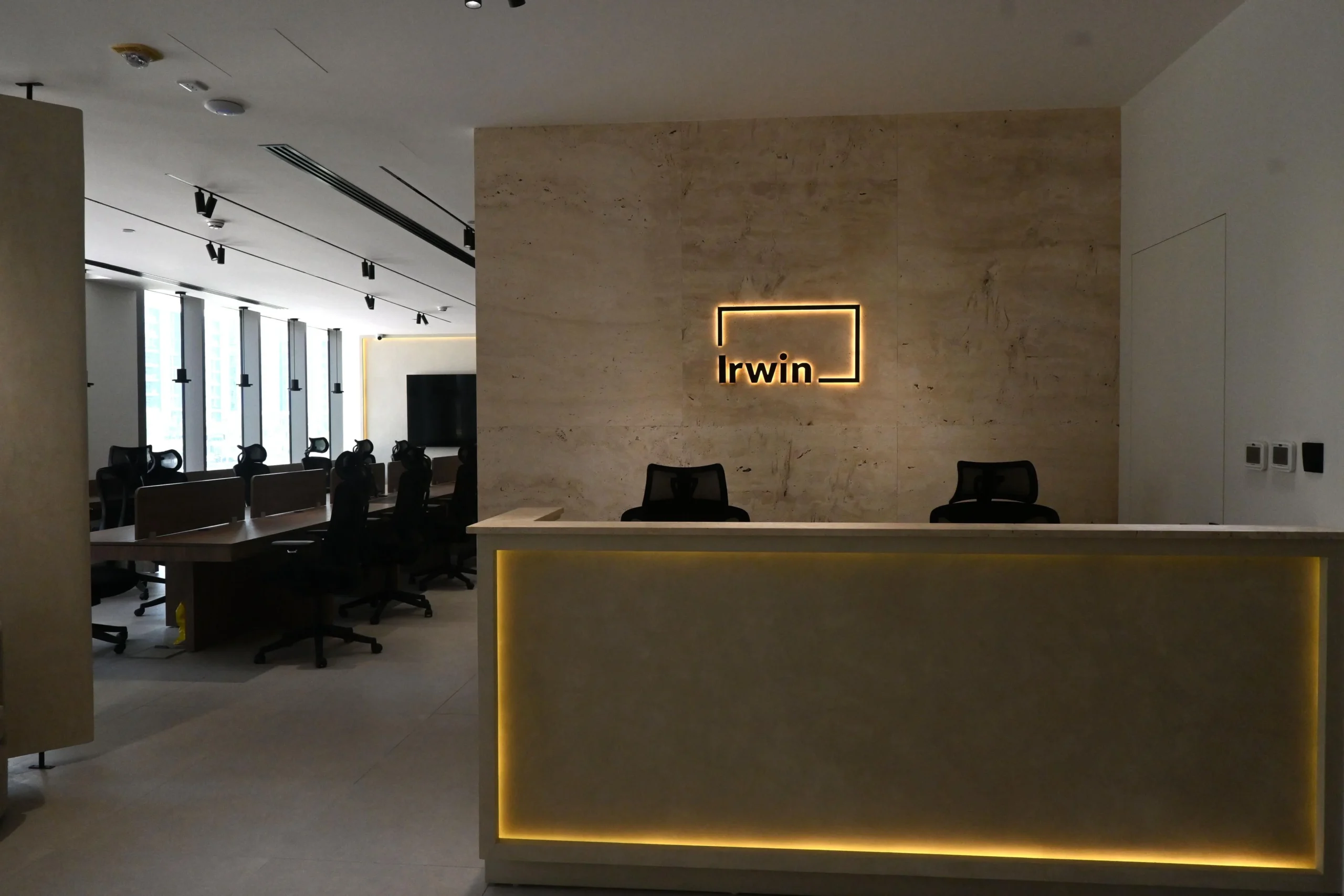 Real estate office reception design by Atech