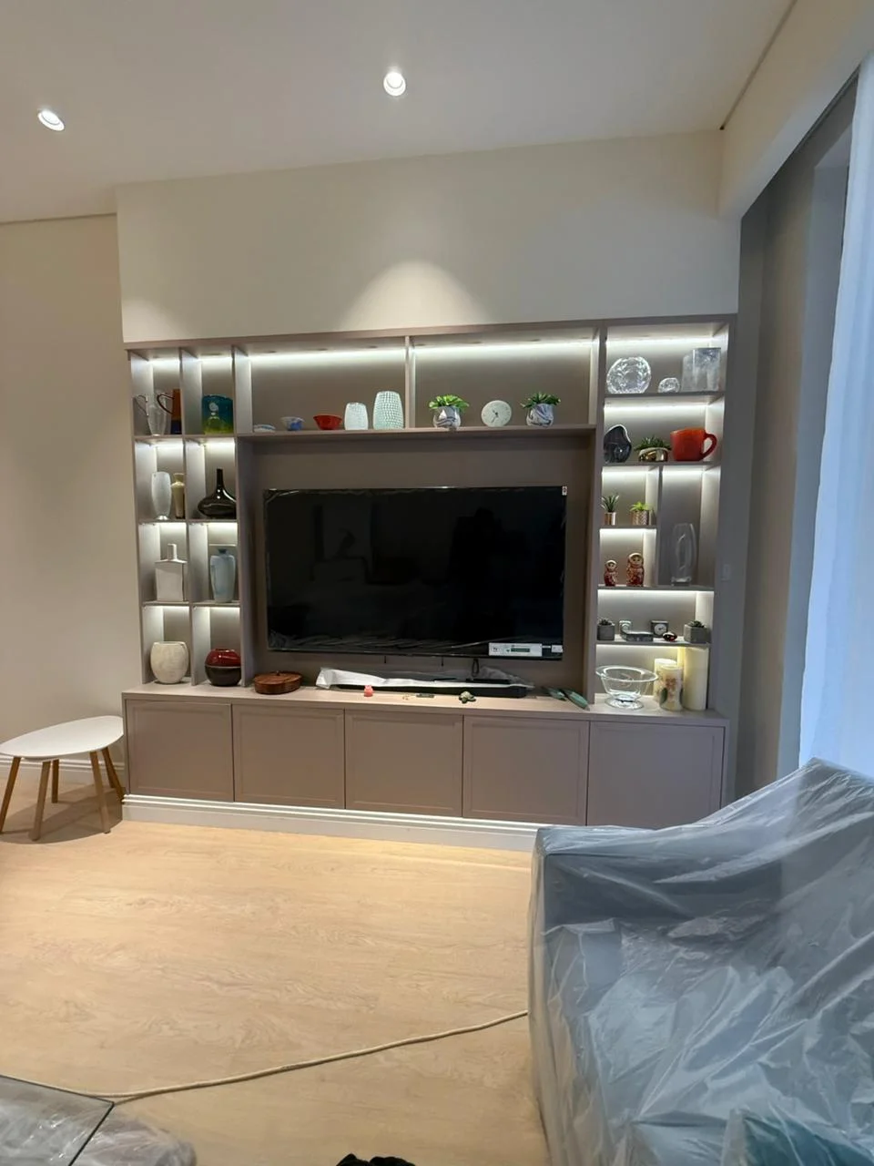 Dubai Canal Front Apartment Renovation