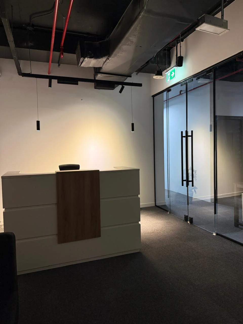 Turnkey office fit-out in Dubai Internet City